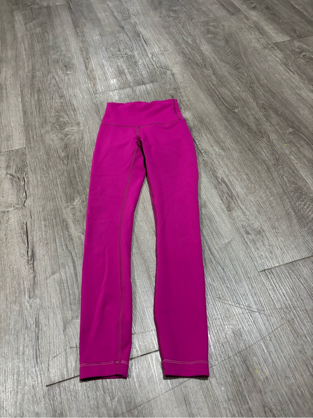 Lululemon Wunder Train Ripened Raspberry Size 0 28” Inseam - Picture 3 of 5